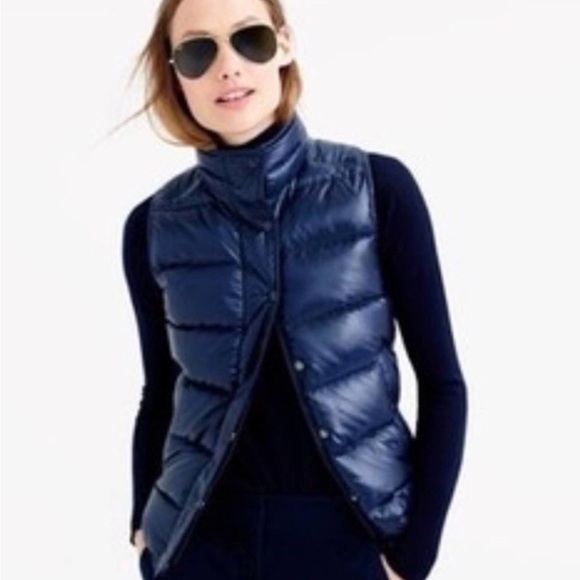 J. Crew Women’s Shiny Puffer Down Vest Size Small in Navy Blue / Style B1160